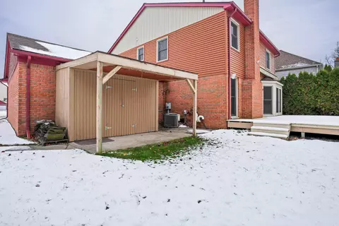 Exterior - 16349 Haverhill, Macomb, MI 48044 photo 7 of 10