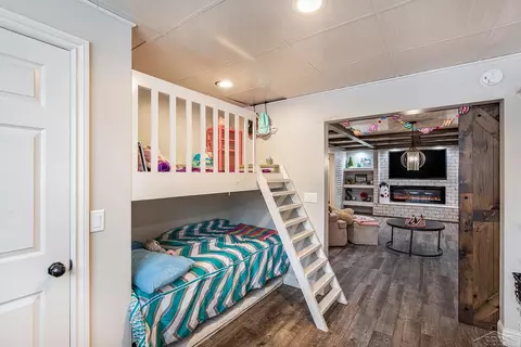 Bedroom - 3055 Shyre, Davison, MI 48423 photo 2 of 4