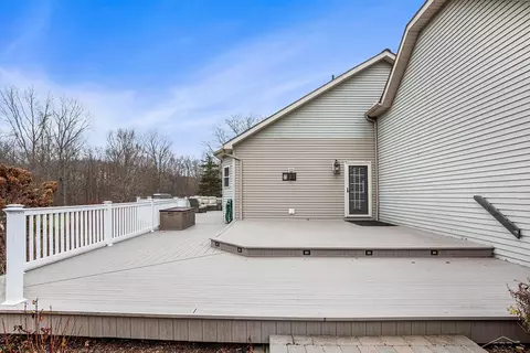 Exterior - 3055 Shyre, Davison, MI 48423 photo 4 of 7