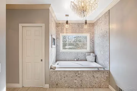 Bath - 3055 Shyre, Davison, MI 48423 photo 2 of 4