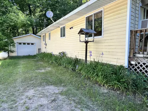 Exterior - 5154 Fairview, Harrison, MI 48625 photo 8 of 12