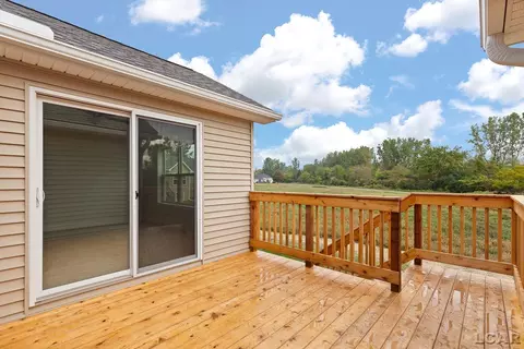 Exterior - 2821 Eunice, Adrian, MI 49221 photo 6 of 7