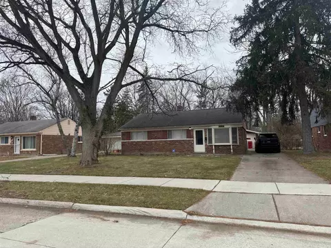 28051 Stuart, Southfield, MI 48076