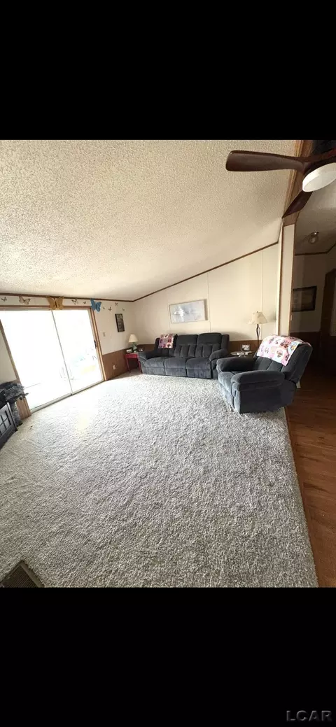 Living - 2711 E Carleton, Adrian, MI 49221 photo 2 of 4