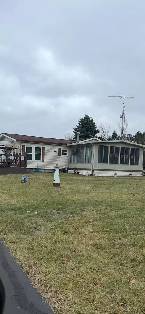 Other - 2711 E Carleton, Adrian, MI 49221 photo 2 of 8