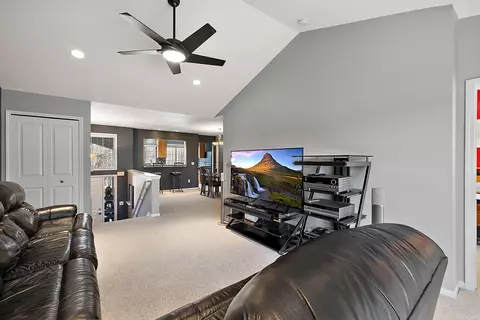 Living - 45877 Dutton, Macomb, MI 48044 photo 4 of 6