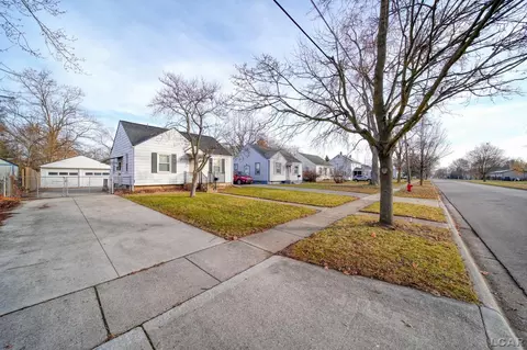 509 W Cummins, Tecumseh, MI 49286 photo 2