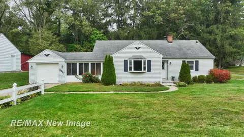 3927 State, Bridgeport, MI 48722