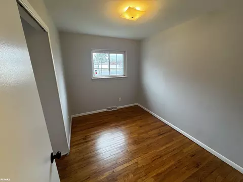 Bedroom - 25808 Ryan, Warren, MI 48091 photo 1 of 3
