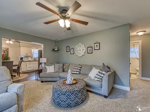 916 Cherry, Monroe, MI 48161 photo 9