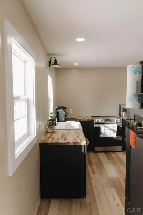 Kitchen - 2281 Fairview, Adrian, MI 49221 photo 7 of 15