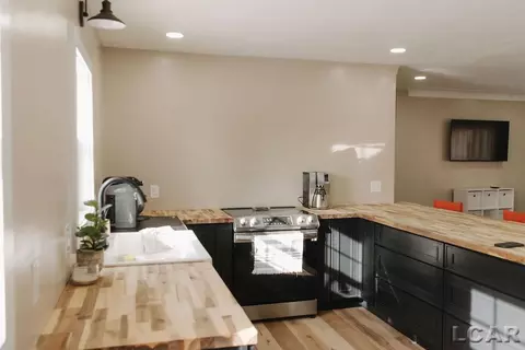 Kitchen - 2281 Fairview, Adrian, MI 49221 photo 6 of 15