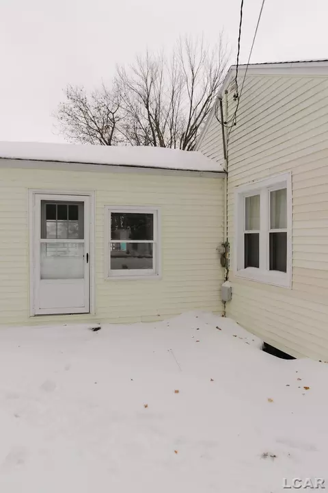Exterior - 2281 Fairview, Adrian, MI 49221 photo 7 of 8