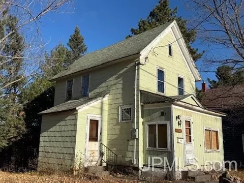 19336 W Edwards, Houghton, MI 49931