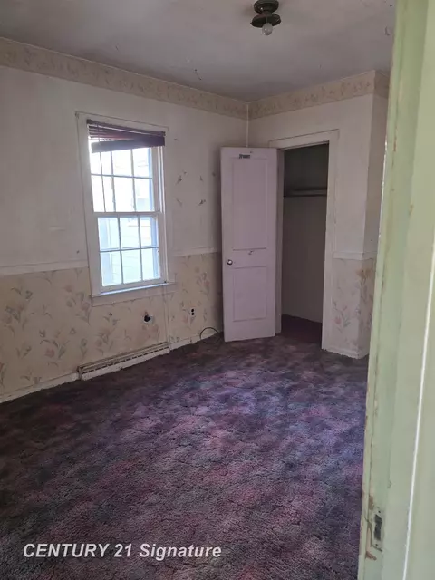 Bedroom - 9075 Neff, Mount Morris, MI 48458 photo 3 of 4