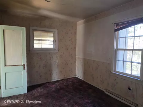 Bedroom - 9075 Neff, Mount Morris, MI 48458 photo 2 of 4