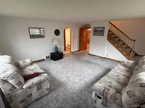 170 W Superior, Ishpeming, MI 49849 photo 9