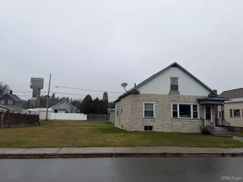 170 W Superior, Ishpeming, MI 49849 photo 25