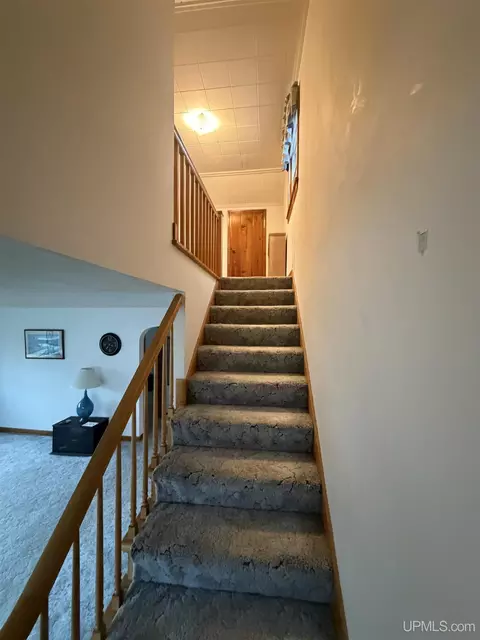 170 W Superior, Ishpeming, MI 49849 photo 11