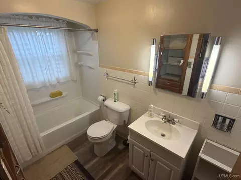 170 W Superior, Ishpeming, MI 49849 photo 12