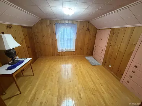 170 W Superior, Ishpeming, MI 49849 photo 16