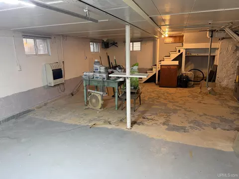 170 W Superior, Ishpeming, MI 49849 photo 19
