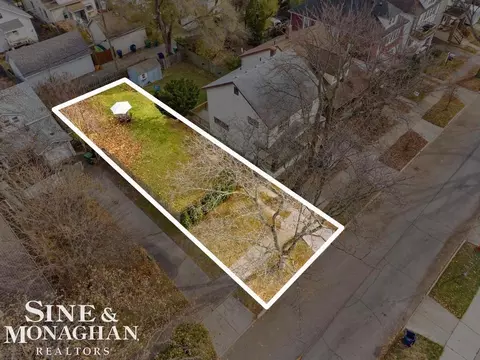1336 Wayburn, Grosse Pointe Park, MI 48230 photo 2