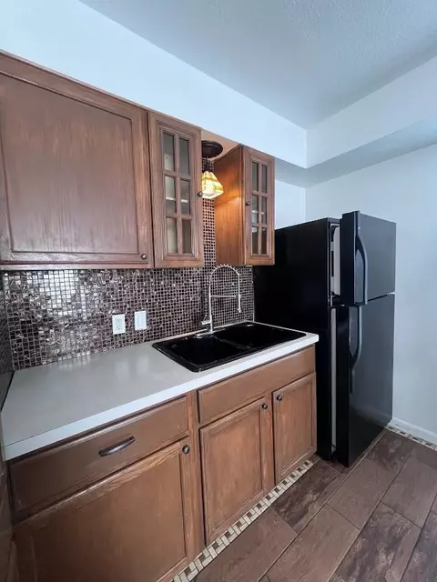 Kitchen - 2038 Copeman, Flint, MI 48504 photo 2 of 4