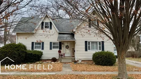 719 N Saginaw, Owosso, MI 48867