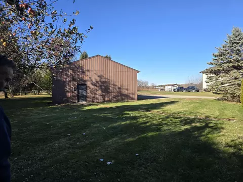 Exterior - 5634 S Huron, Pinconning, MI 48650 photo 5 of 7