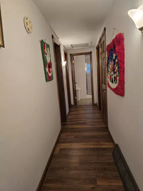 Entry Way - 5634 S Huron, Pinconning, MI 48650 photo 1 of 1