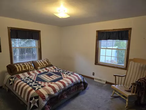 Bedroom - 5634 S Huron, Pinconning, MI 48650 photo 3 of 6