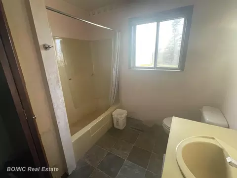 Bath - 6455 N Carter, Bentley, MI 48613 photo 1 of 3