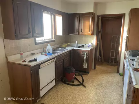 Kitchen - 6455 N Carter, Bentley, MI 48613 photo 2 of 2