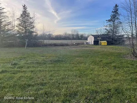 Exterior - 6455 N Carter, Bentley, MI 48613 photo 5 of 6