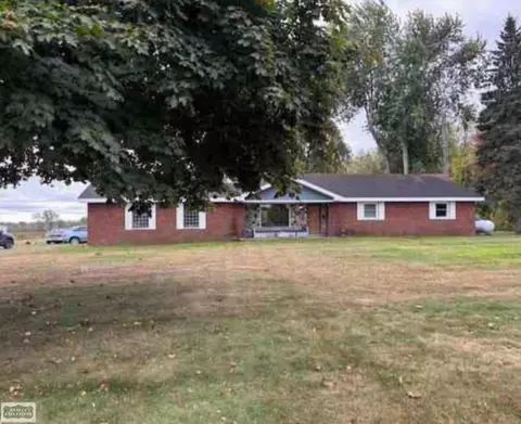 7376 Galbraith Line, Worth, MI 48450
