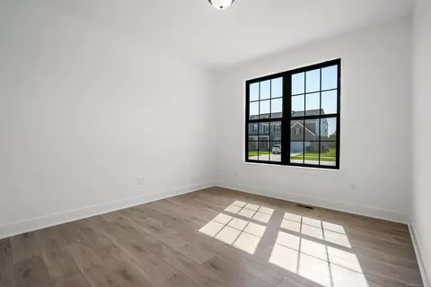 16777 Trajan #252, Macomb, MI 48044 photo 12