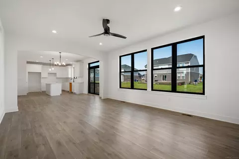 16777 Trajan #252, Macomb, MI 48044 photo 19