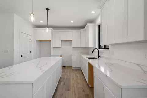 16777 Trajan #252, Macomb, MI 48044 photo 25