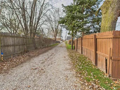 609 W 5th, Monroe, MI 48161 photo 41