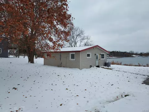 980 Marr Lk, Onsted, MI 49265