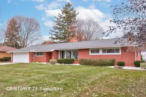1654 Lathrup, Saginaw, MI 48638