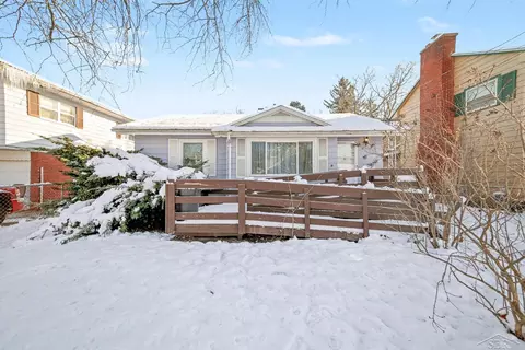 228 Larch, Saginaw, MI 48602