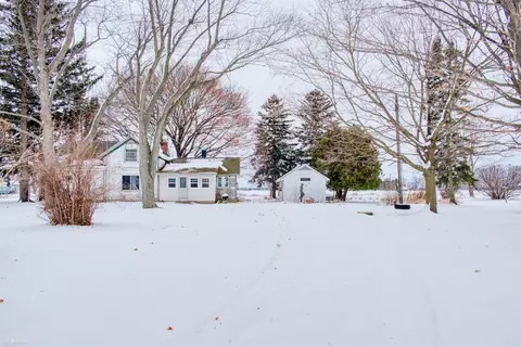 4301 Allan, Owosso, MI 48867 photo 42