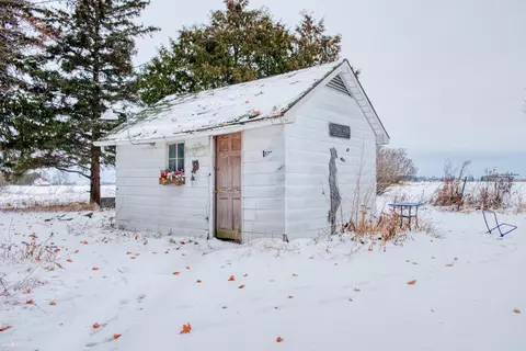 4301 Allan, Owosso, MI 48867 photo 35