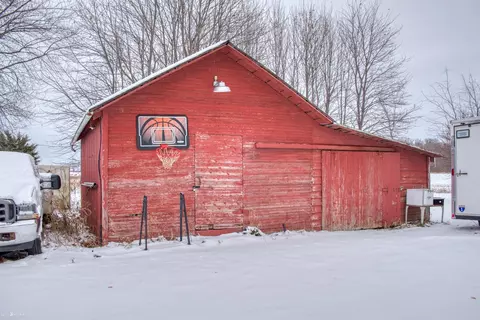 4301 Allan, Owosso, MI 48867 photo 36