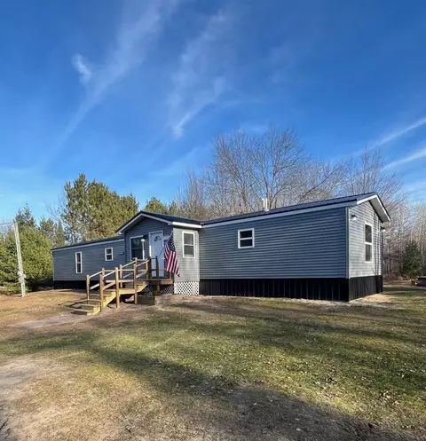 2535 S S Riv, Beaverton, MI 48612