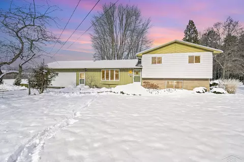 2347 Amelith, Bay City, MI 48706