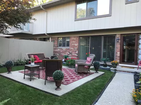 42373 Dianna #33, Clinton Township, MI 48038