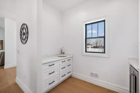 Entry Way - 21572 34 Mile, Armada, MI 48005 photo 3 of 9